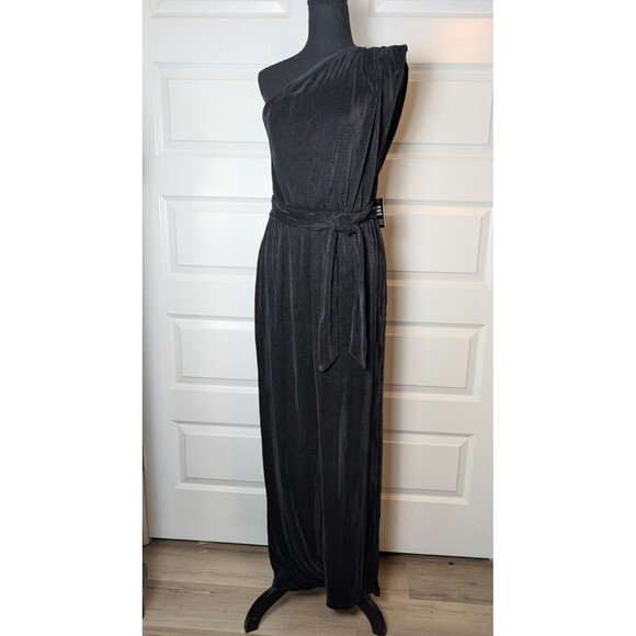 NWT Express Size L One Shoulder Wide Leg Jumpsuit Black Pleated Front Tie $88 - Picture 3 of 12
